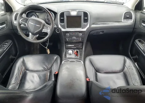 2016 Chrysler 300 Limited z USA, uszkodzony, nr VIN 2C3CCARGXGH167874